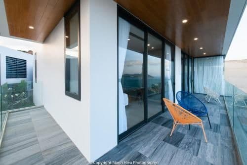 Six-Bedroom Villa Beach Front with Private Pool