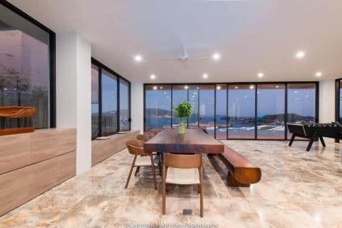 Six-Bedroom Villa Beach Front with Private Pool