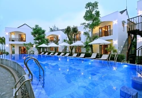 Azumi 02 bedroom ground floor Apartment Hoian1