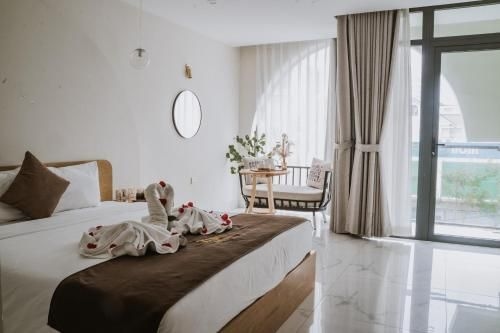 Maple Suite Hotel & Apartment0
