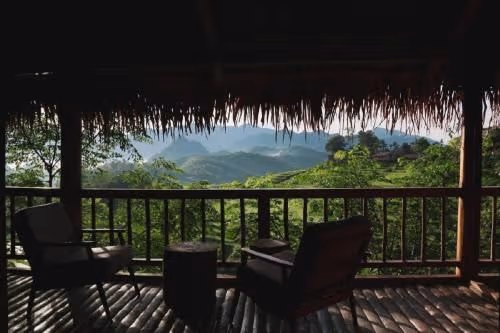 Premier Bungalow with Mountain View