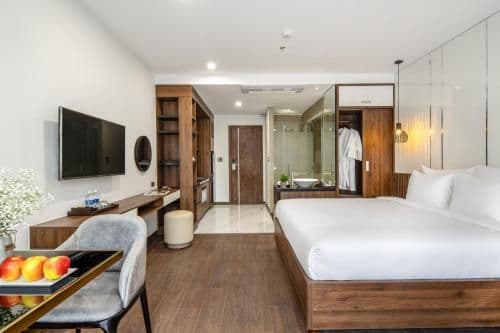 Deluxe Double Studio with City View