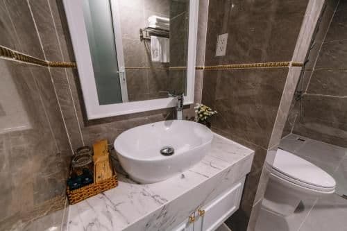 Premier Deluxe Double or Twin with Window