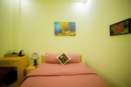 Queen Room