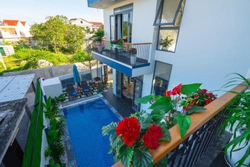 Junior Suite with Pool View