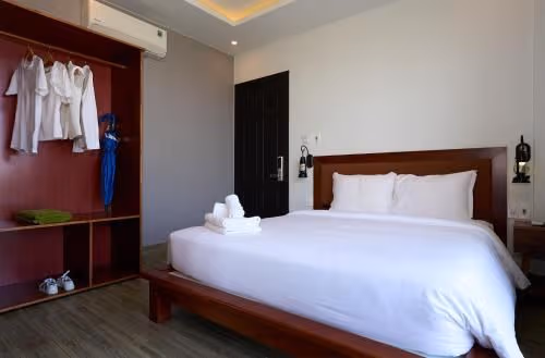 Deluxe Double Room with Balcony