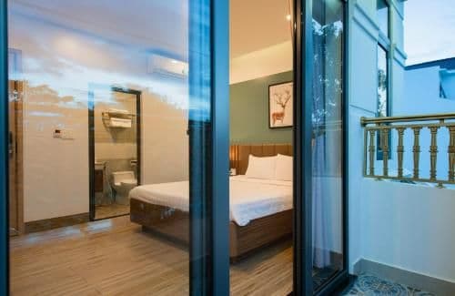 Deluxe King Room