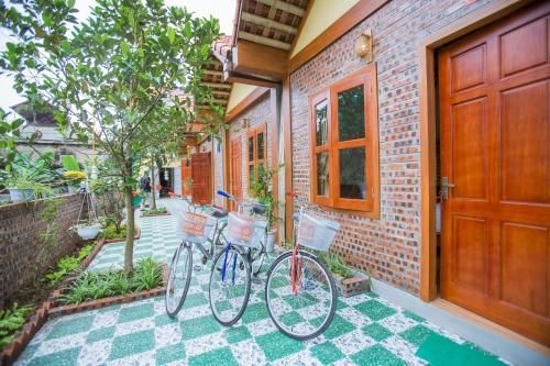 Lodge By Tam Coc lake0