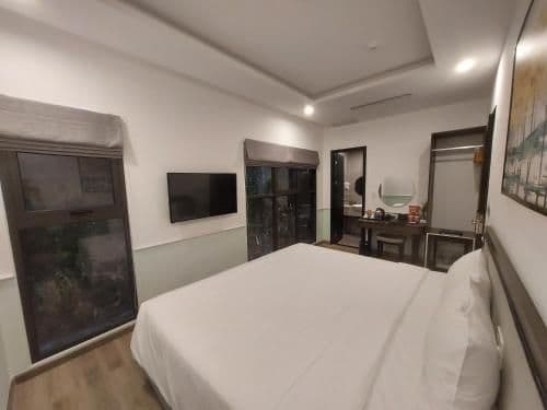 Superior King Room