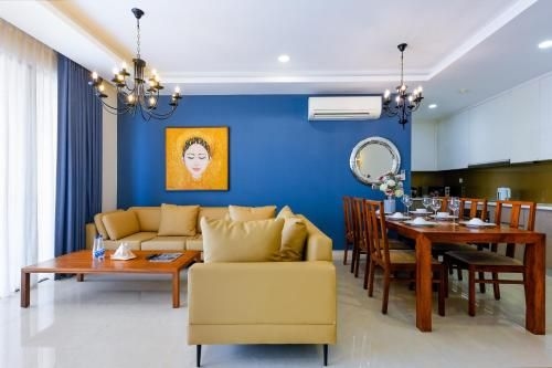 The luxury apartment, home away from home0