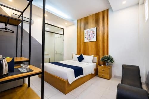 Large Double Room