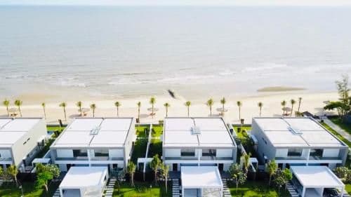 Villa - Beach Front