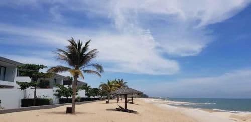 Villa - Beach Front