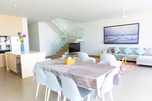 Villa - Beach Front