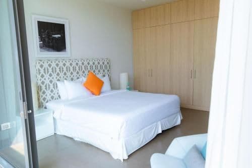 Villa - Beach Front