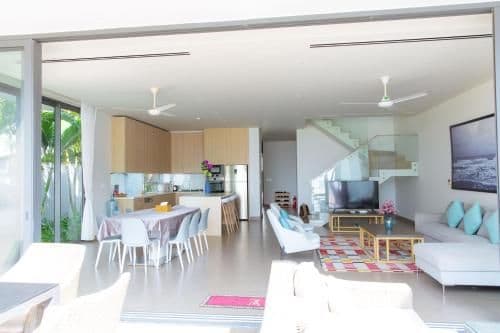 Villa - Beach Front