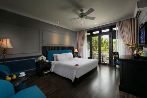 Deluxe Double Room with Balcony