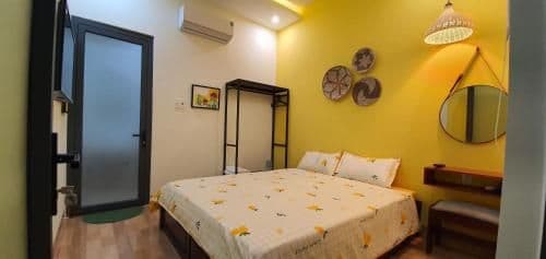 Deluxe Room (2 Adults + 1 Child)