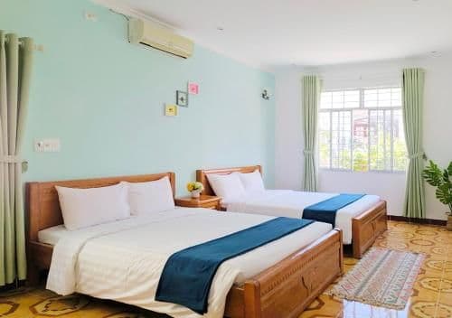 Deluxe Family Room