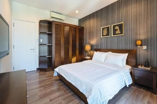 Apartment with Balcony