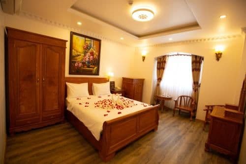 Deluxe Double or Twin Room with City View