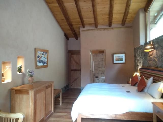 SUITE WITH JACUZZI