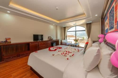 Deluxe Double or Twin Room