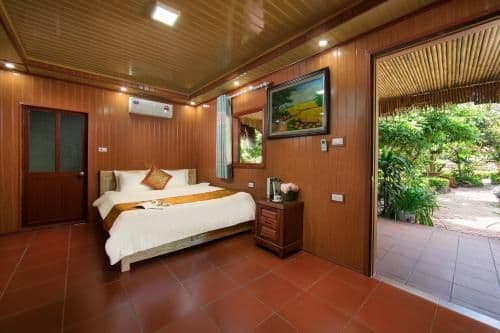 King Room with Mountain View