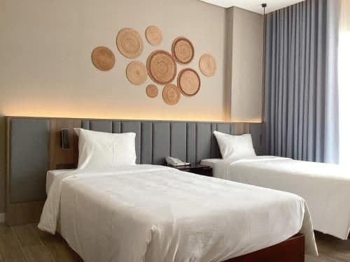 Deluxe Double or Twin Room with Sea View