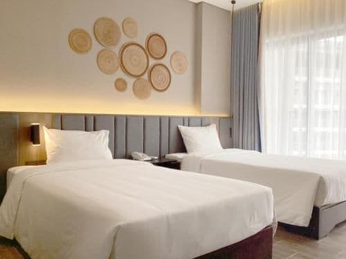 Deluxe Double or Twin Room with Sea View