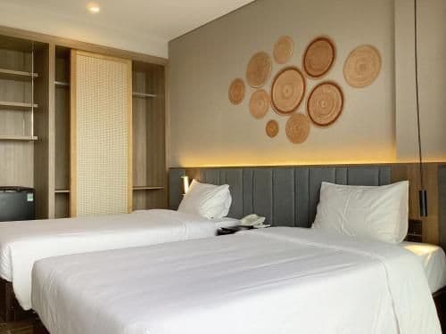 Deluxe Double or Twin Room with Sea View