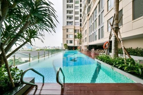 S Lux Apartment0