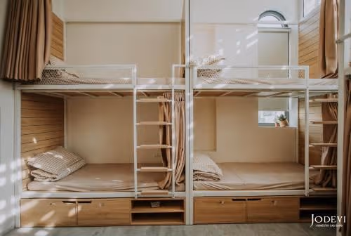 Mixed Dormitory Room