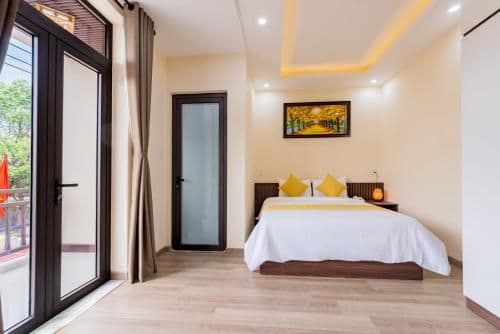 Junior Suite with Balcony