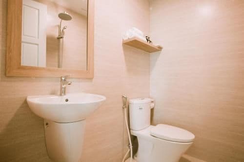 Deluxe King Room with Balcony