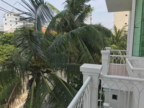 Deluxe King Room with Balcony