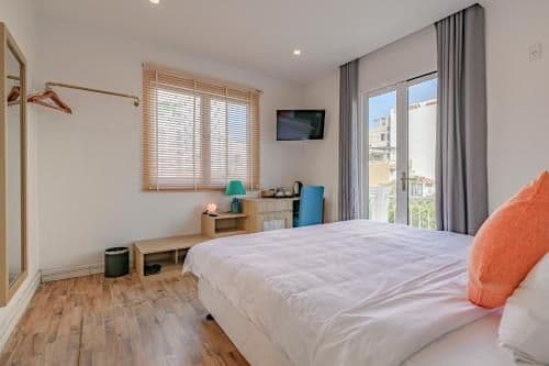 Deluxe King Room with Balcony