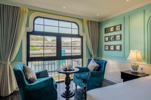 Deluxe Studio Twin City View