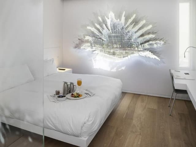 DOUBLE DELUXE GUEST ROOM
