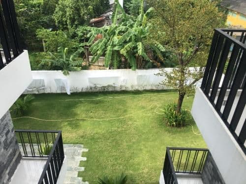 Family Room with Garden View
