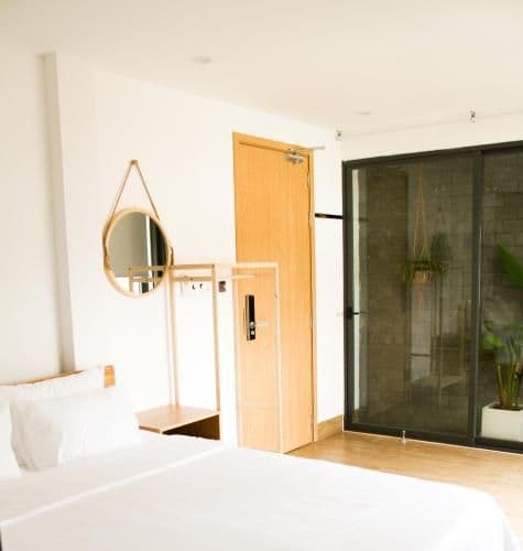 Deluxe Queen Room