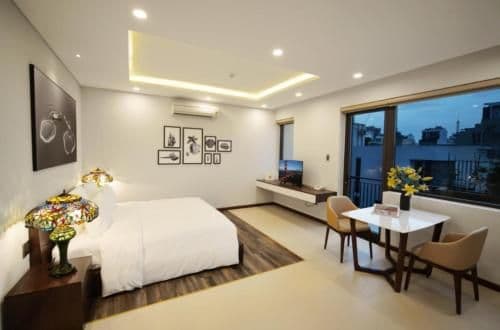 Luxury Studio with Balcony