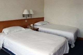Aloha Hotel4