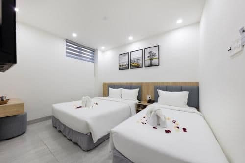 Triple Room with City View