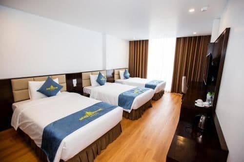 Deluxe Triple Room with Sea View