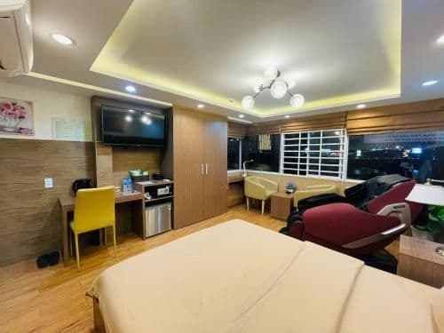 Deluxe Double Room (2 Adults + 1 Child)