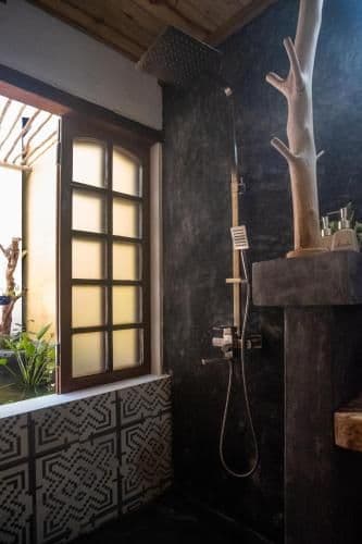 Queen Room with Garden View