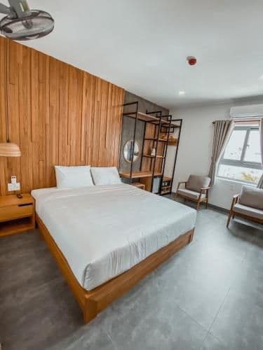 King Room with Mountain View