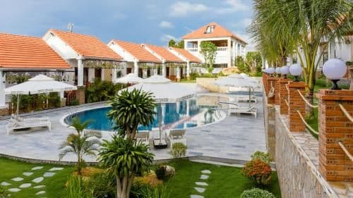 Deluxe Bungalow with Garden View