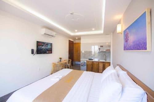 Apartment with Balcony